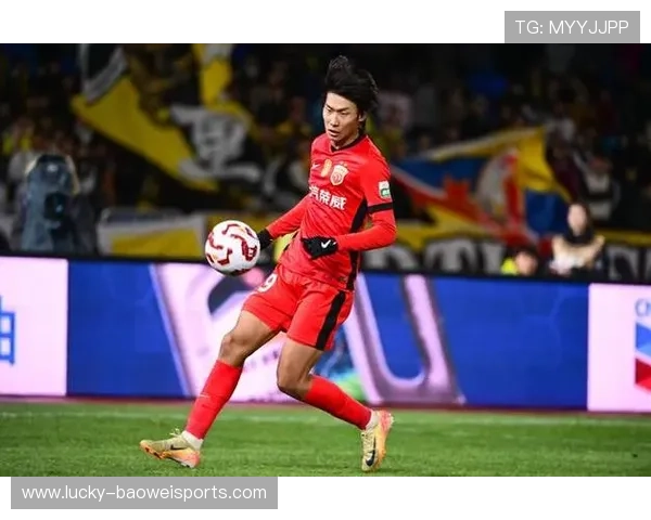 足球球星女博主因涉嫌违法行为被警方拘捕事件引发广泛关注